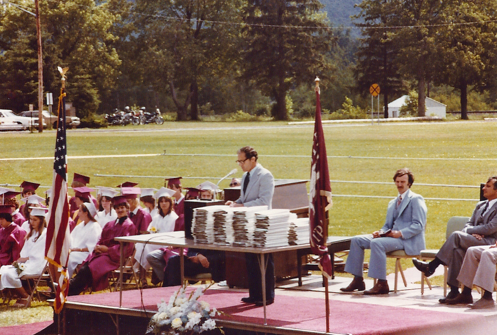 PortvilleHx/1979frairgrad.jpg