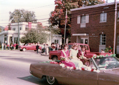 parade84j.jpg